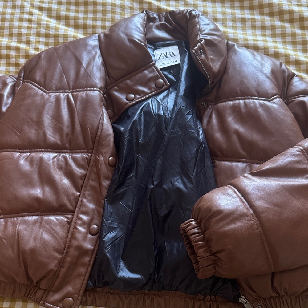 Zara Women's Chocolate Puffer Coat